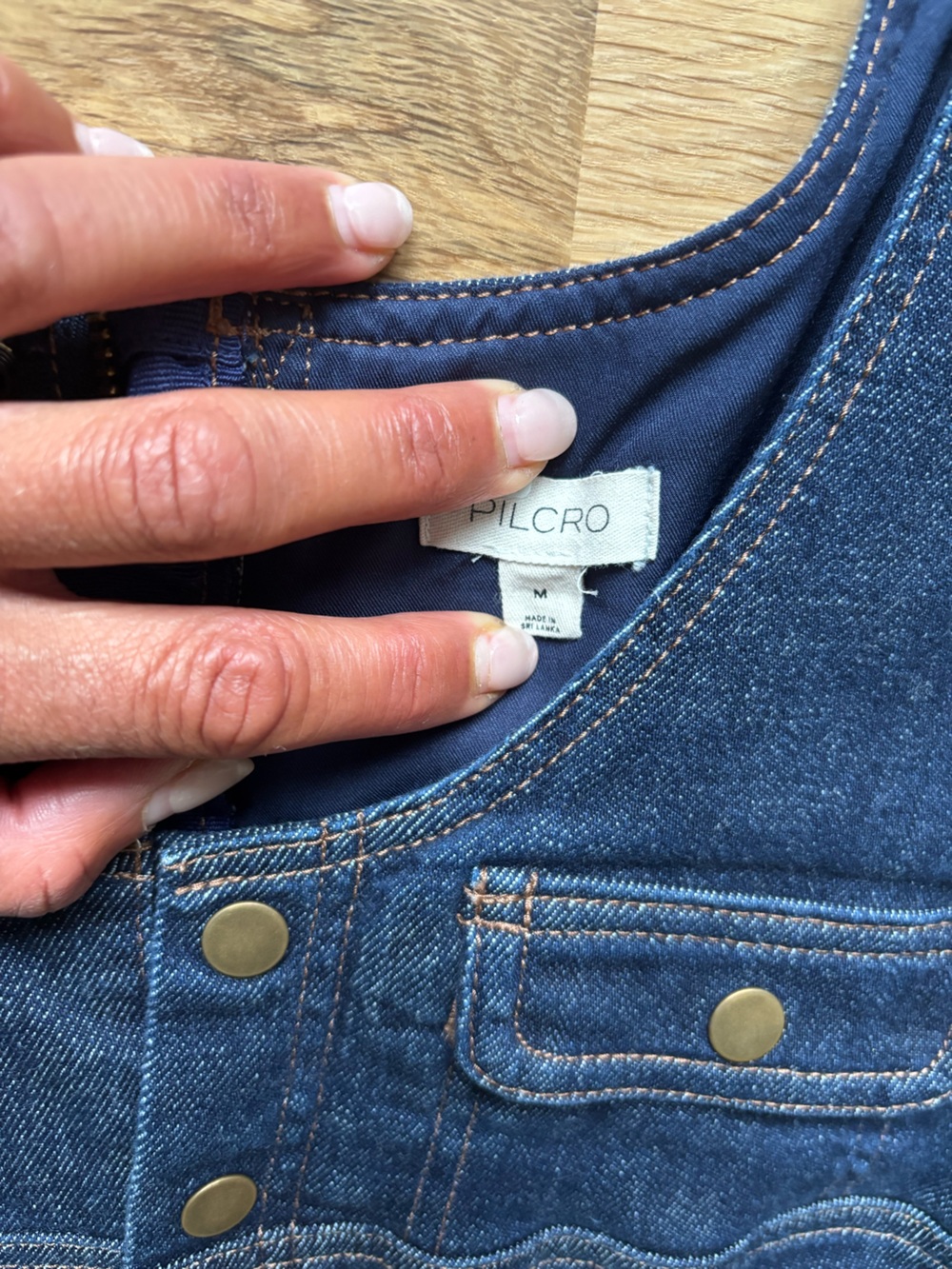 Pilcro Denim Snap Front mini dress like new size M - Picture 6 of 7